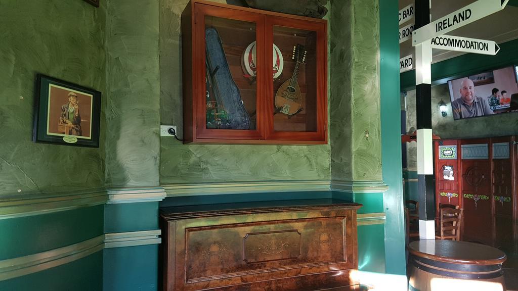 Whakatane Hotel Екстер'єр фото