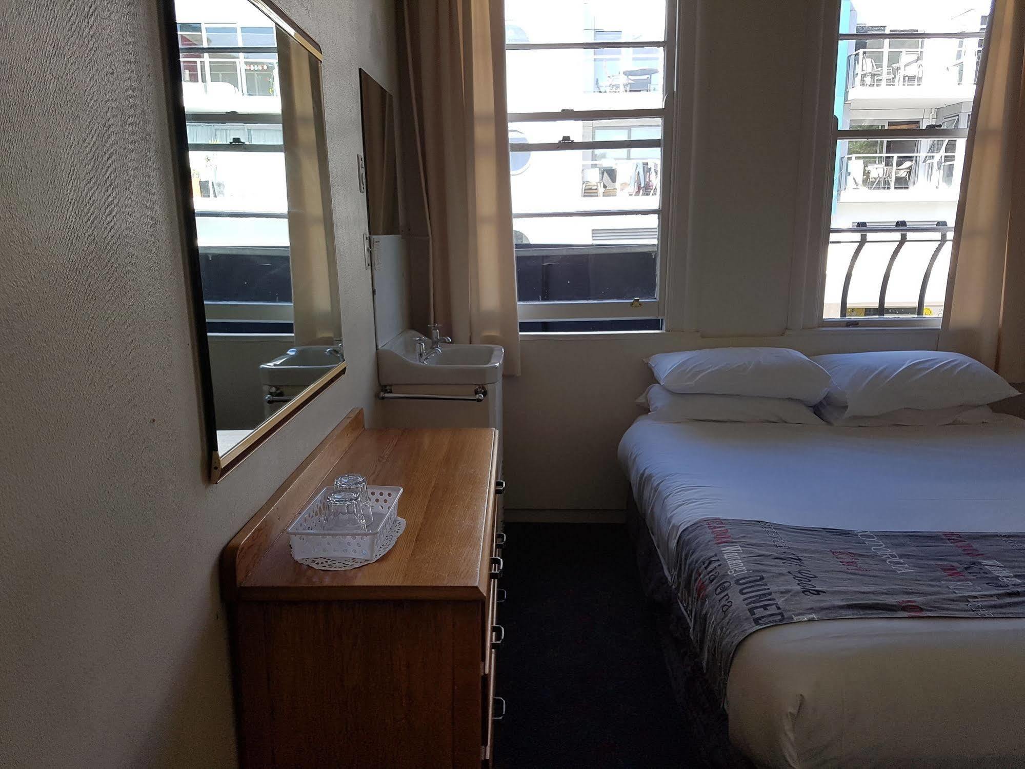 Whakatane Hotel Екстер'єр фото