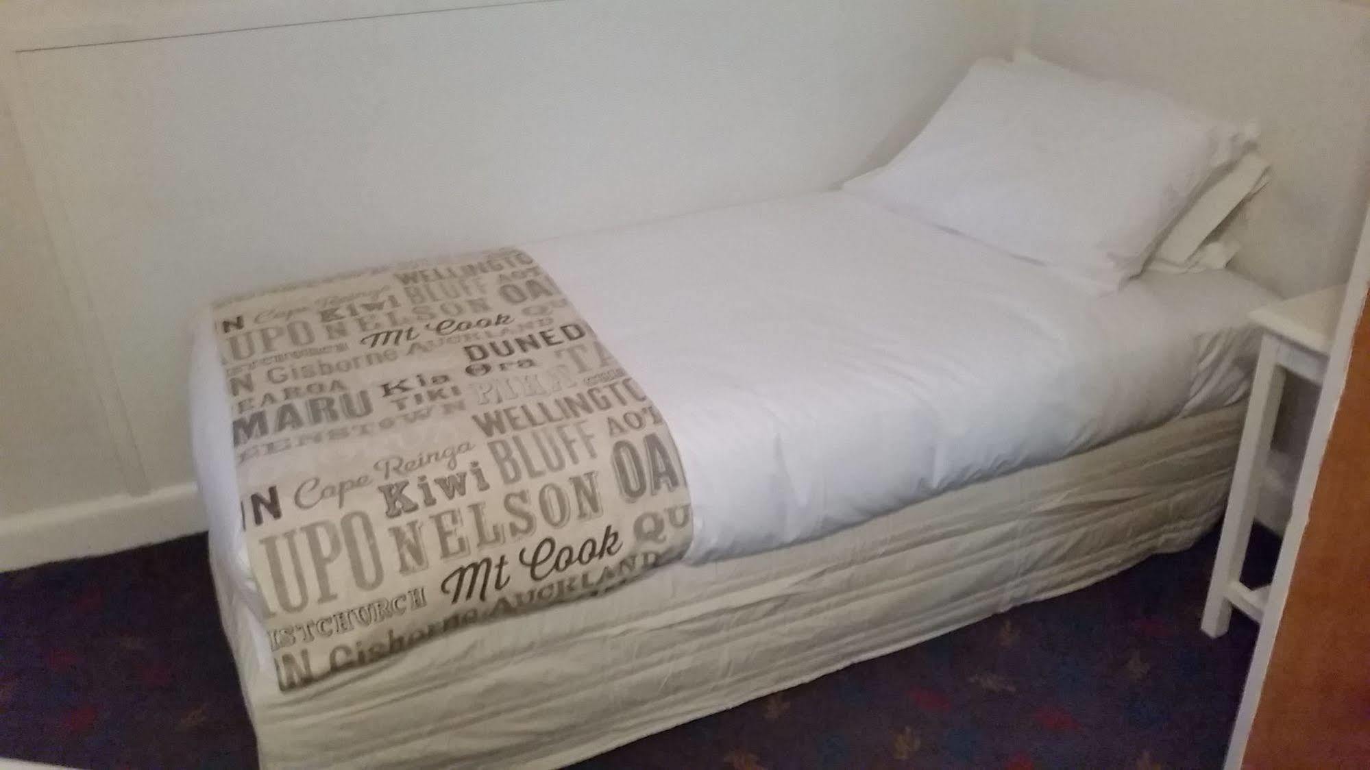 Whakatane Hotel Екстер'єр фото