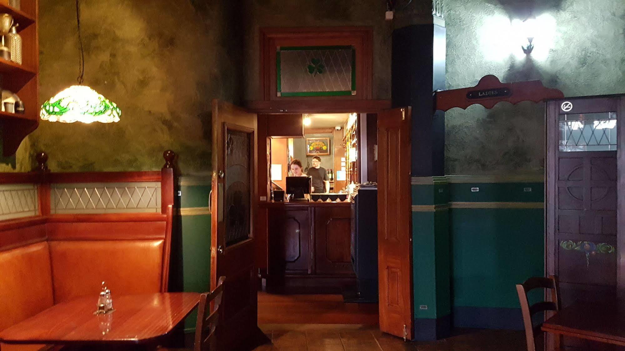Whakatane Hotel Екстер'єр фото